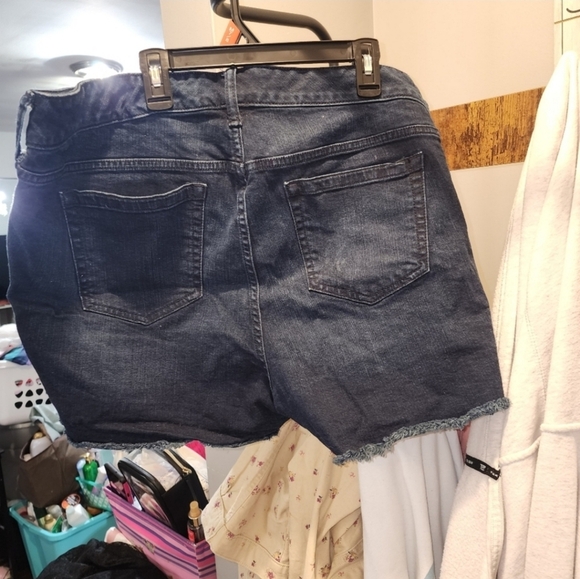 Torrid denim shorts size 20 - Picture 3 of 3